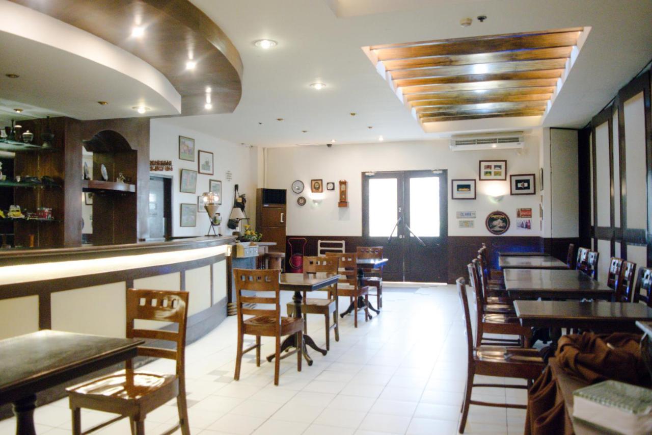 Country Village Hotel Кагаян де Оро Екстериор снимка